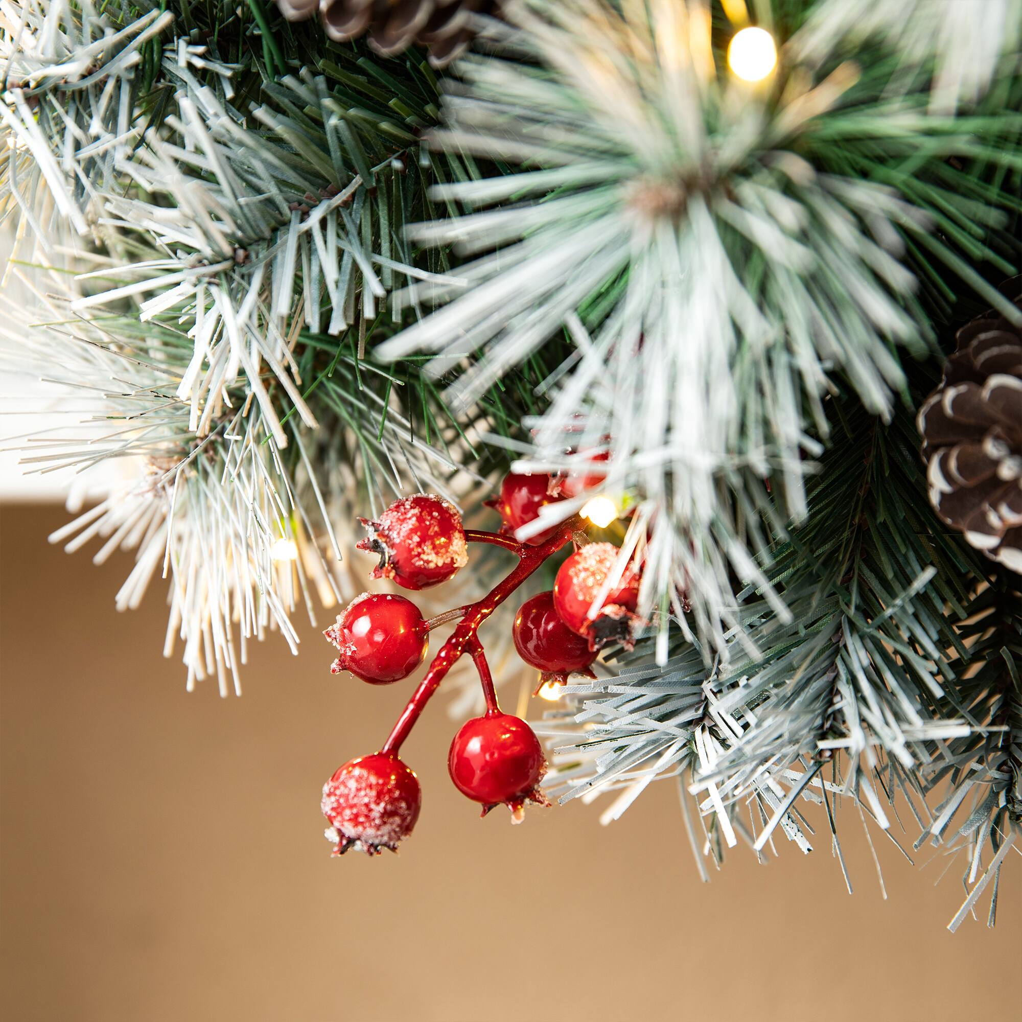 Glitzhome® 3ft, Pre-Lit Pinecones & Berries Artificial Christmas Swag
